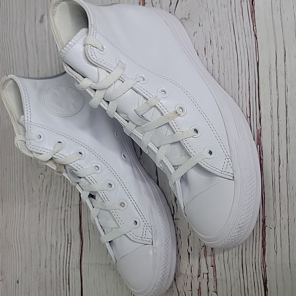 Converse All Star White Leather High Top Sneakers Women's Size 8 - Picture 2 of 11
